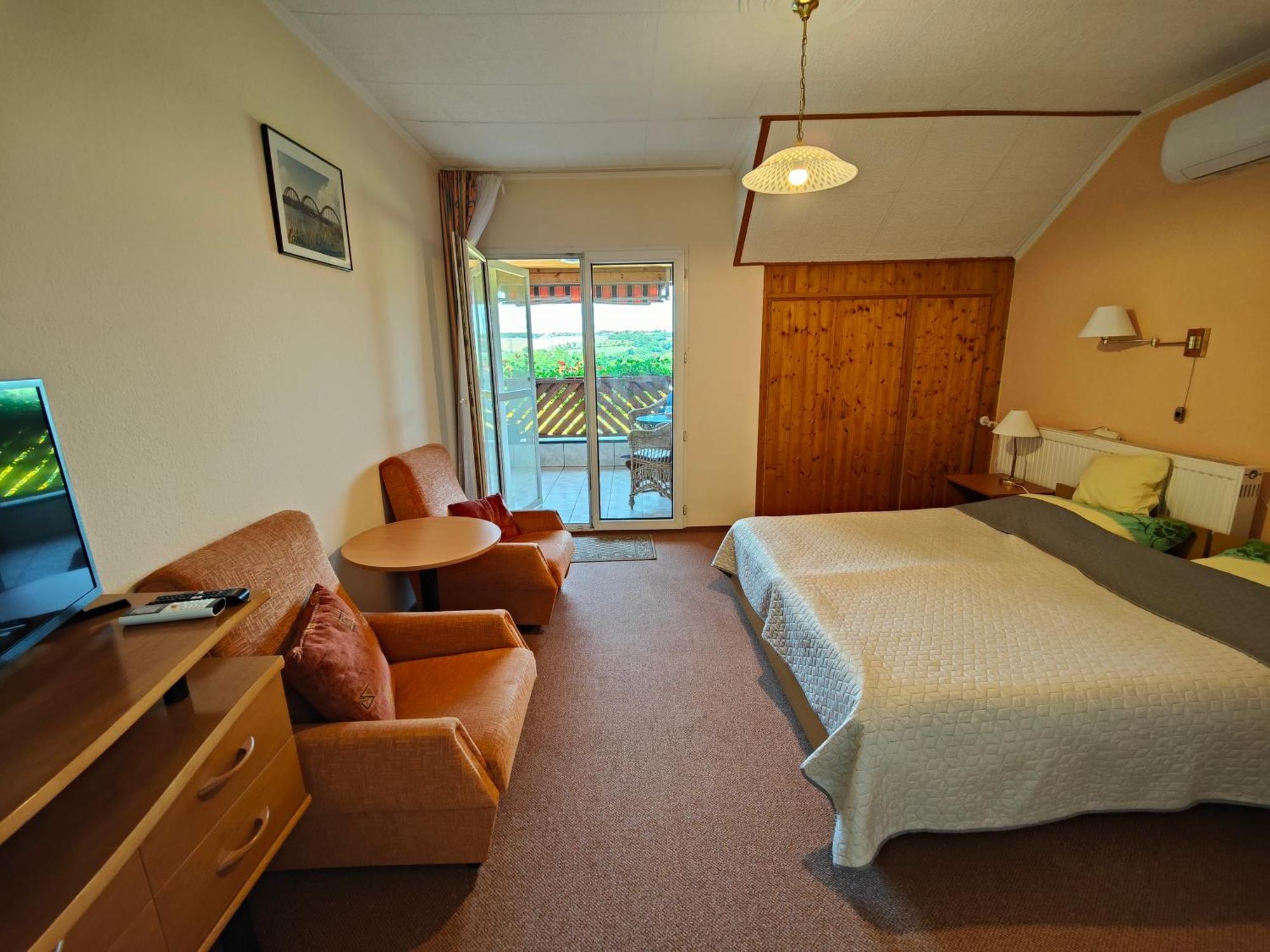 Viola House Otel Hévíz Dış mekan fotoğraf